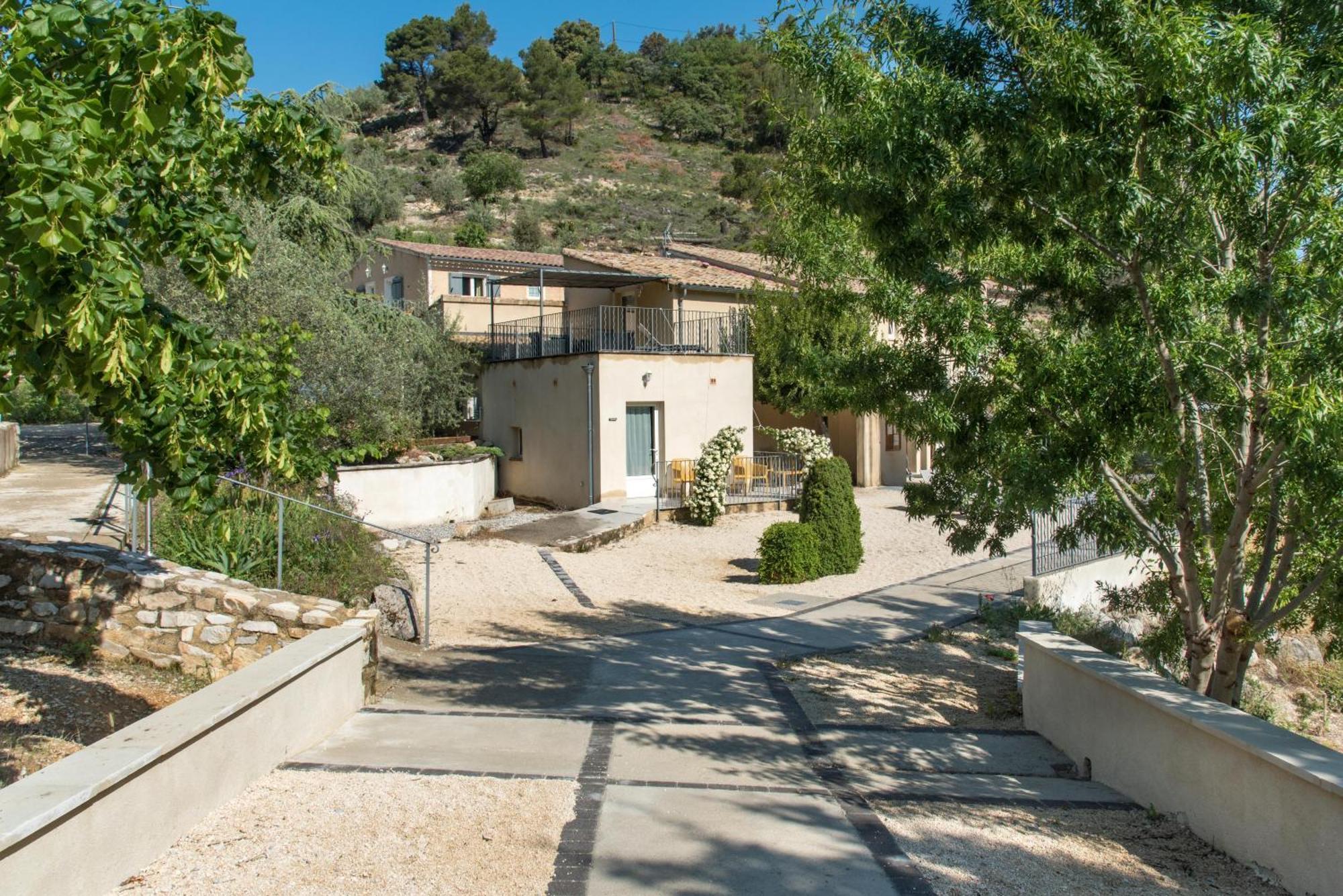 Domaine Saint Julien Otel Buis-les-Baronnies Dış mekan fotoğraf