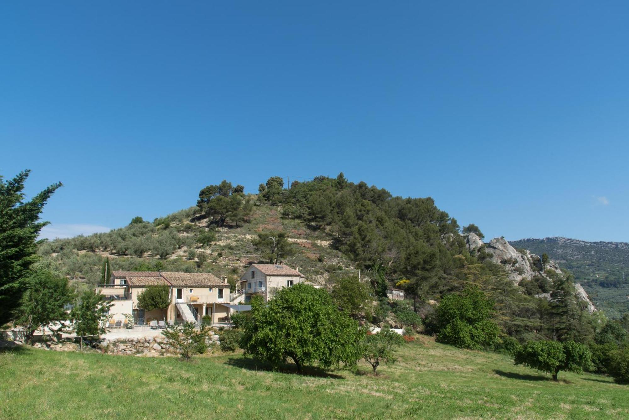 Domaine Saint Julien Otel Buis-les-Baronnies Dış mekan fotoğraf